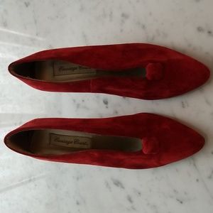 Suede red suede women's pumps.